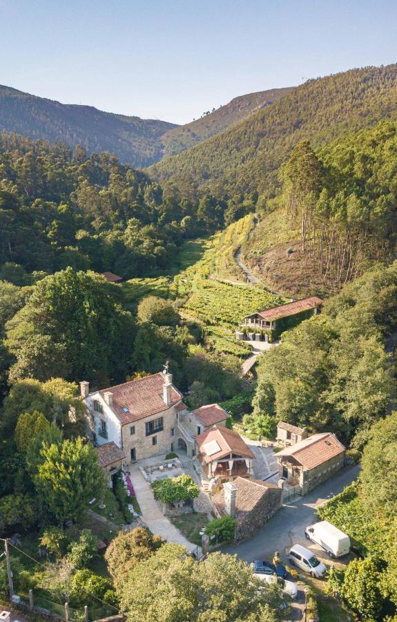 Entre Os Rios - Casa Rural Y Enoturismo 卡拉米尼亚尔镇 外观 照片
